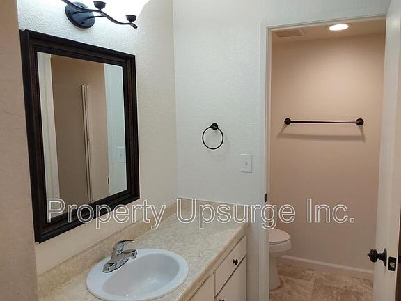 4th image of 1289 Bundy Ct #1