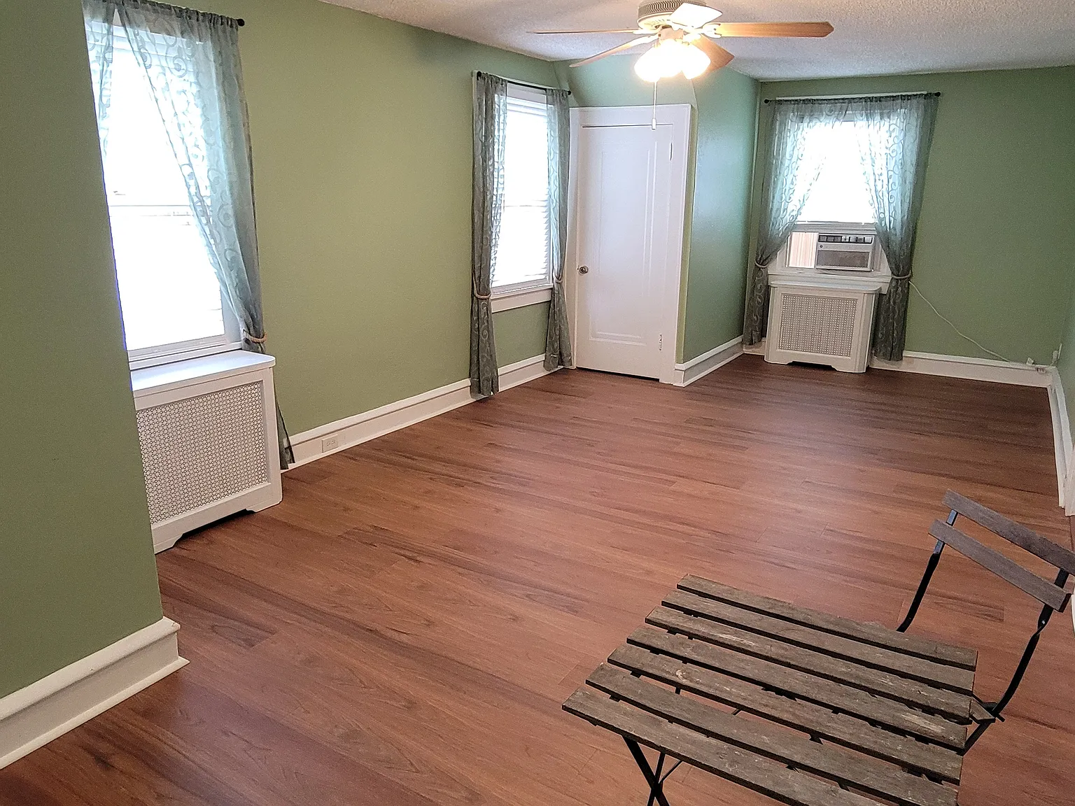 2 bed, 1288 sqft, $2,480 — Photo 4