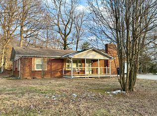 1346 Holladay Rd, Cookeville, TN 38501