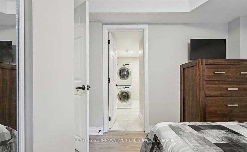 Oakville Townhouse for rent - 2 Bedrooms — photo 11