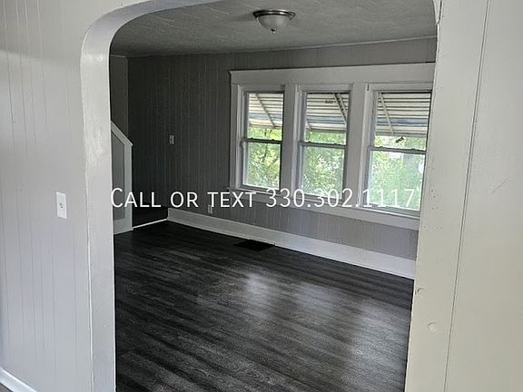 3rd image of 1406 Sara Ave