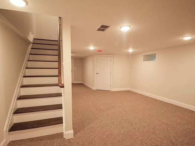 69-71 Wiggins St — Photo 10