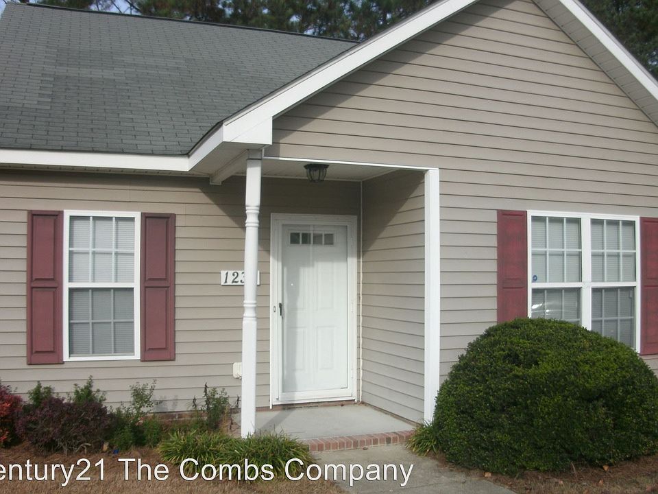 1st image of 1230 Stoneridge Ln