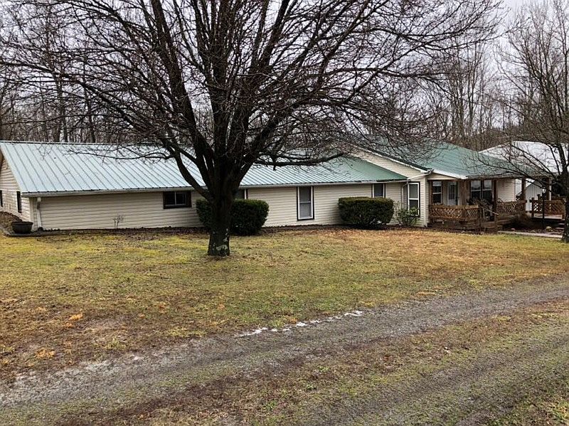 2nd image of 522 Detweiler Rd