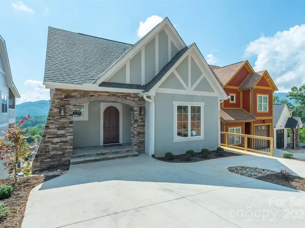 273 Mount Allen Hts, Black Mountain, NC 28711