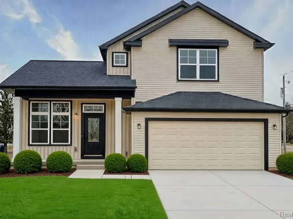 539 W Wildwood Dr, Owosso, MI 48867