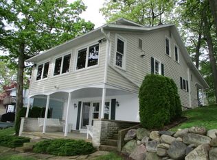 660 Ln 221b Hamilton Lk, Hamilton, IN 46742