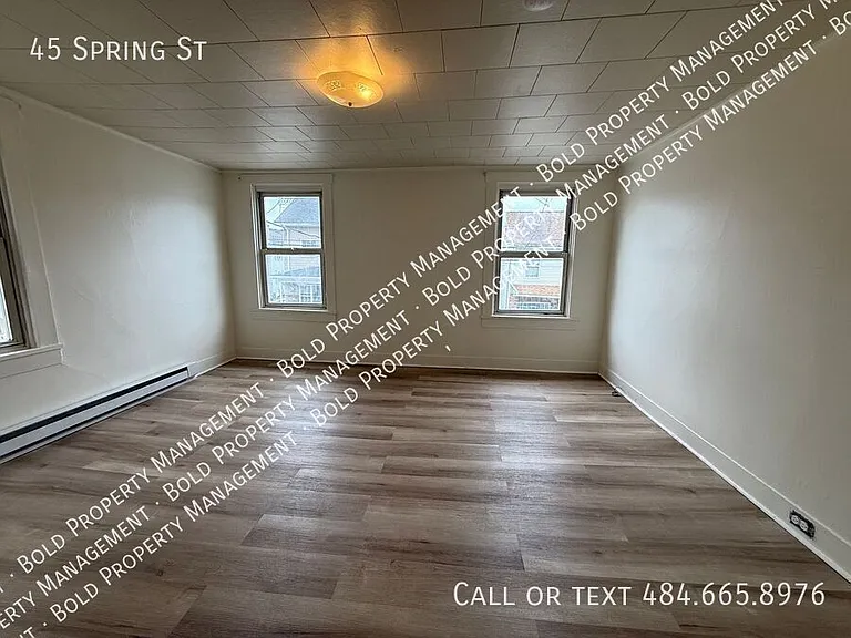 45 Spring St — Photo 16