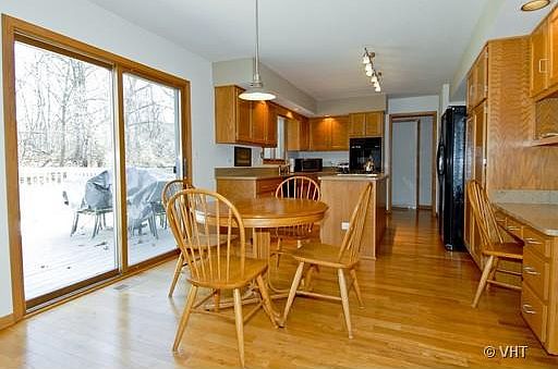 5th image of 844 W Tam O Shanter Cir