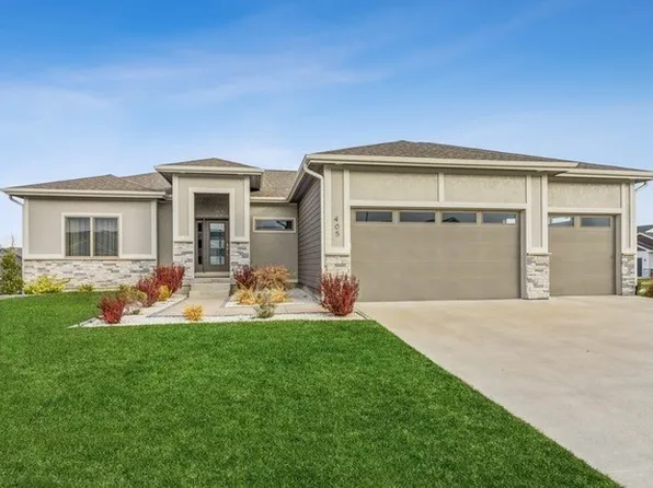 405 NW Beechwood Dr, Grimes, IA 50111