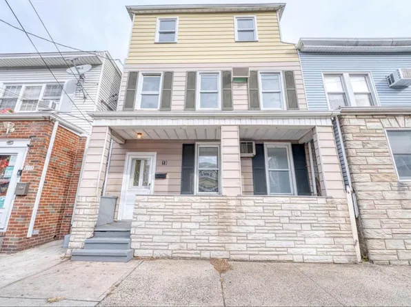 13 East 17th Street image 1 of 3