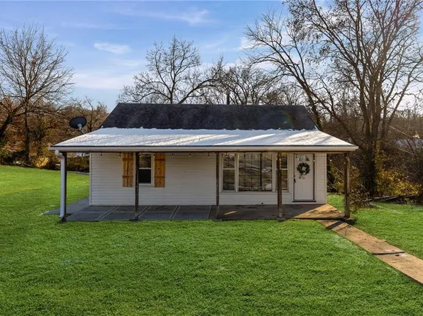 4929 Freeman Ave, Kansas City, KS 66102