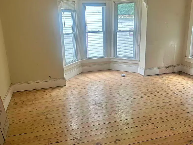 135 Broad St #1 — Photo 4