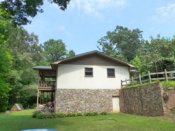 3rd image of 96 Rockledge Overlook Dr