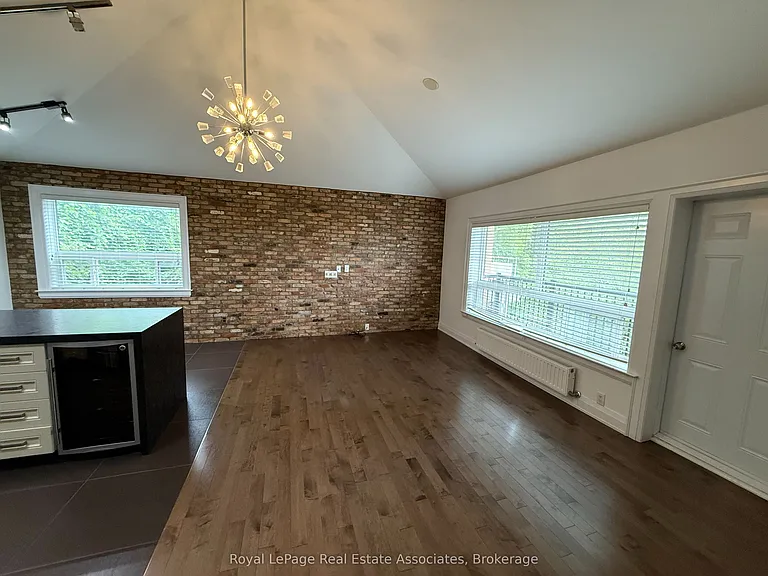 52 Cameron Ave #4 — Photo 9