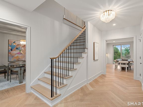 5th image of 217 Wilton Road
