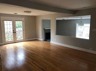 830 Oakview Dr, Salem, VA 24153