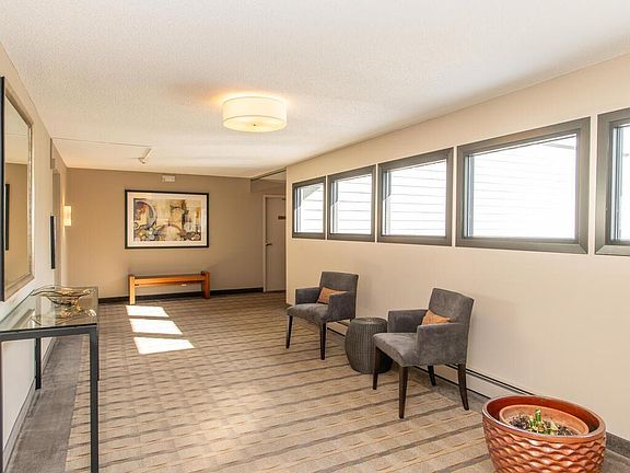 4th image of 3030 Saint Albans Mill Rd APT 310