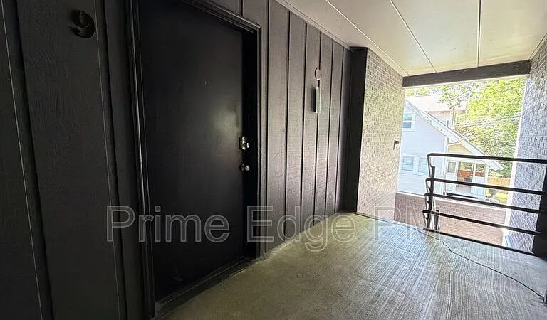 2343 B St #9 — Photo 5