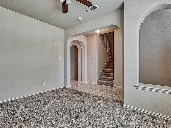 5th image of 7205 Petersburg Dr