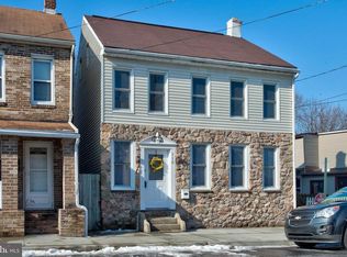 110 S 8th St, Columbia, PA 17512