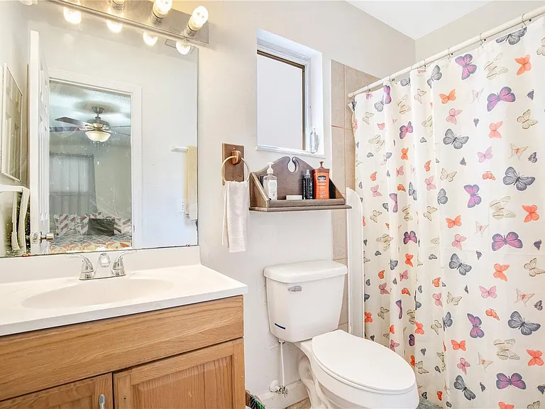 10119 Arbor Ridge Trl — Photo 11