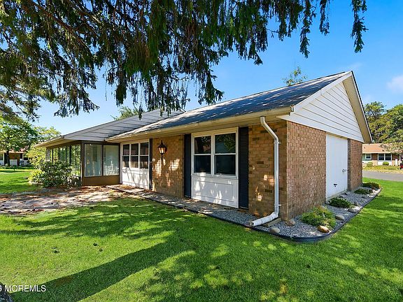 2nd image of 44 Buckingham Drive #B