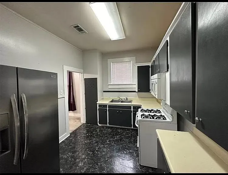 316 Payne St — Photo 6