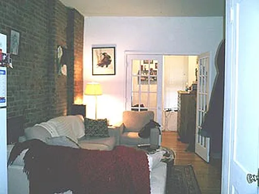 Rented by R New York | media 15