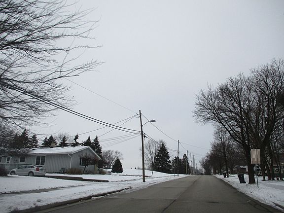 5th image of 1014 Buena Vista Ave