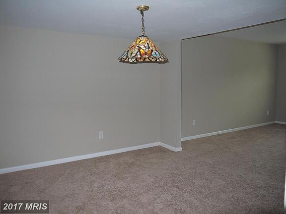 3rd image of 1136 James Madison Cir