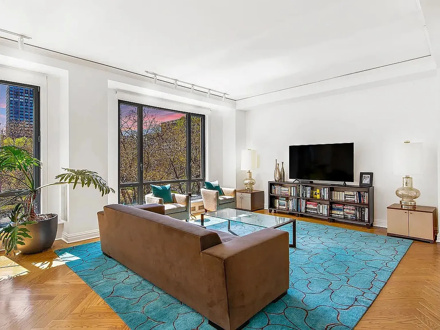 50 Madison Avenue — Photo 4