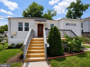 1209 Chapel Oaks Dr, Capitol Heights, MD 20743