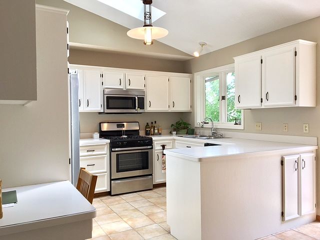 1st image of 8559 Saratoga Ln