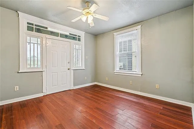 4707 Baudin St — Photo 3