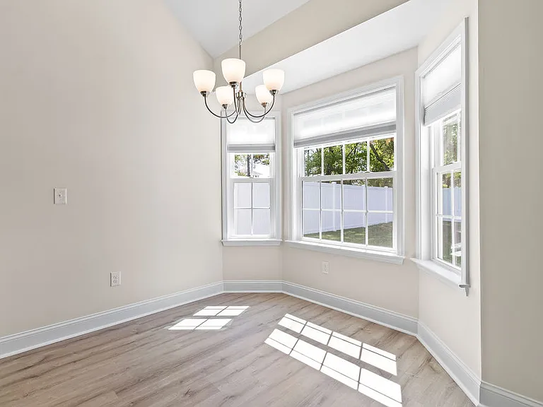 1622 San Andres Ave — Photo 5