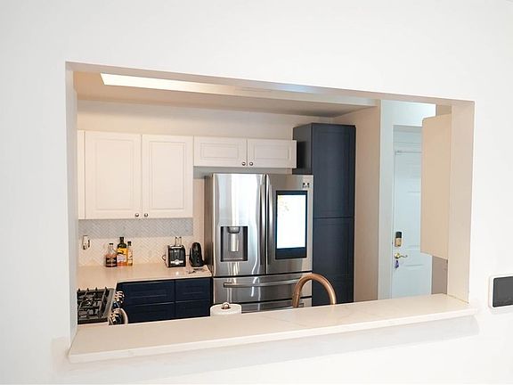 5th image of 3275 Lenox Rd NE APT 107