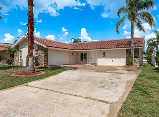 5008 Glenn Dr, New Port Richey, FL 34652