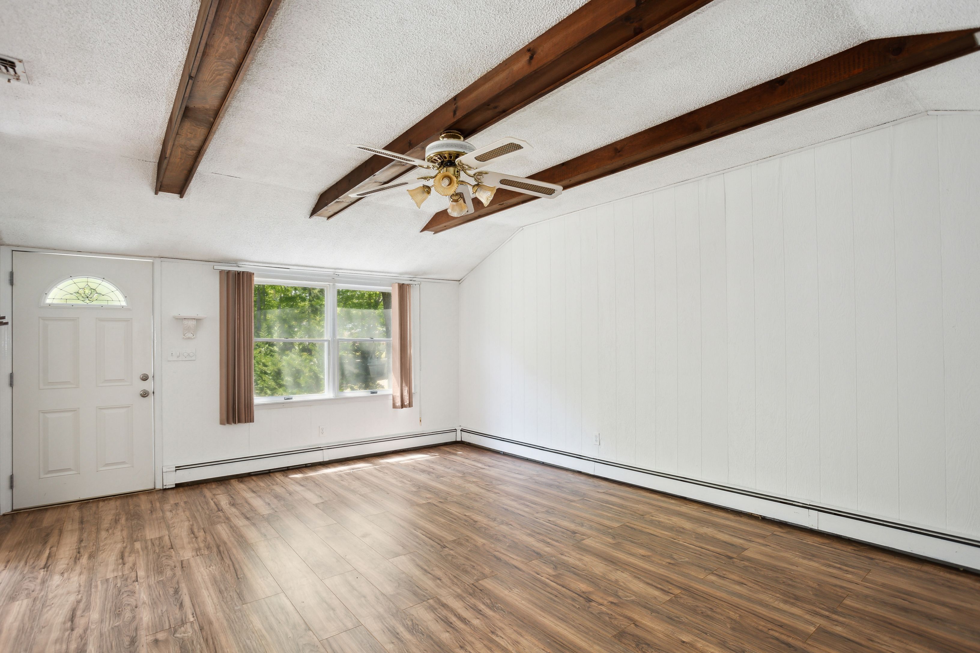 108 Washington Heights Ave, Hampton Bays, NY 11946 | Out East