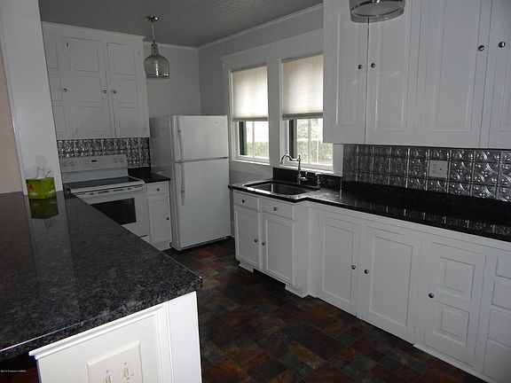 5th image of 15 Bedford St APT 1