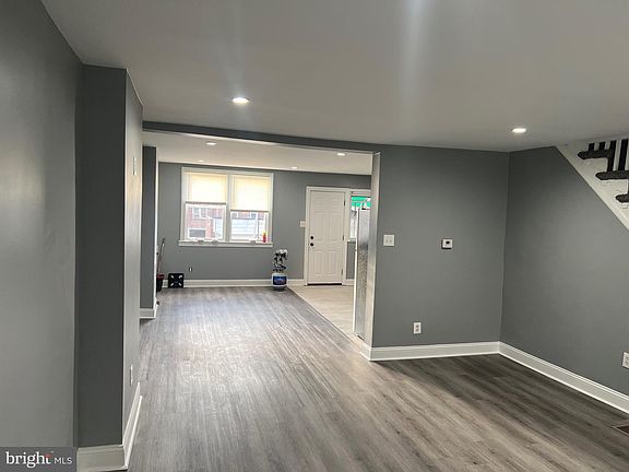 2nd image of 744 Ashland Ave