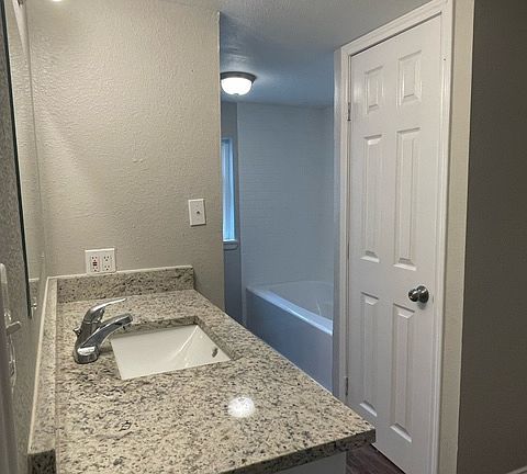 3rd image of 209 S Jordan St #1