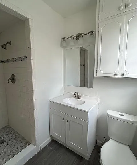 1724 NW 49th St — Photo 11