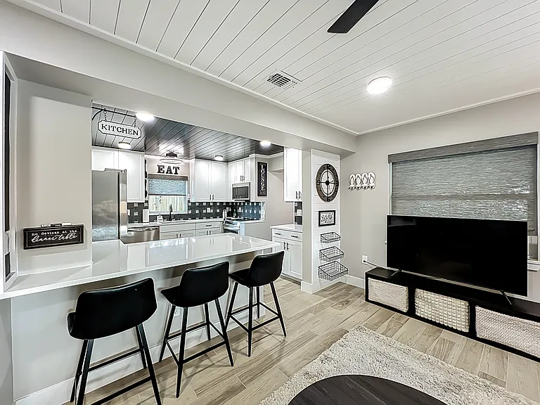 236 Emory Pl — Photo 11
