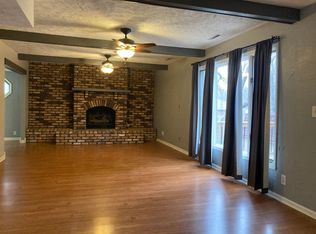 2610 S 74th St, Lincoln, NE 68506