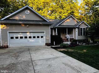 34 Hemlock Ln, Mineral, VA 23117