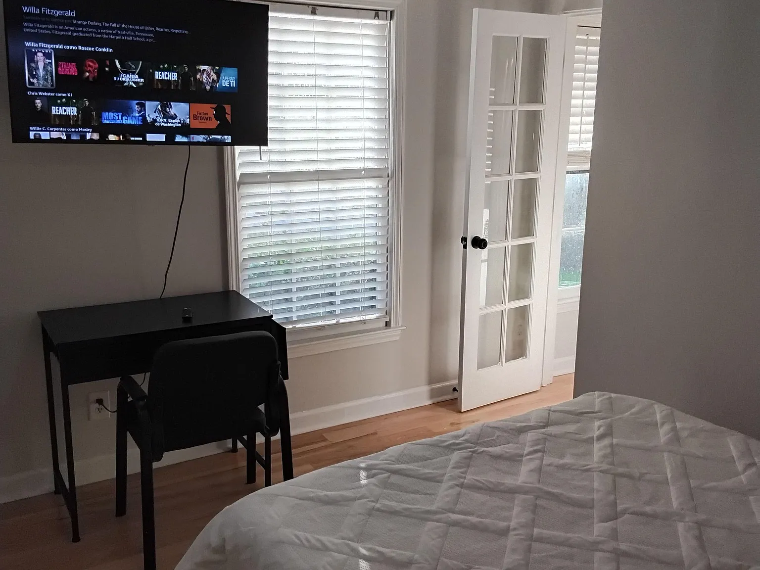 4 bed, 6.0 bath, 2200 sqft, $1,325 — Photo 3