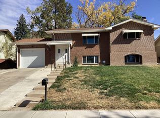 613 Raemar Dr, Colorado Springs, CO 80911