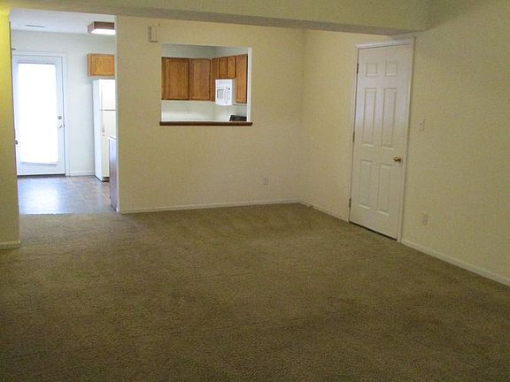 3rd image of 1731 Louise Cir