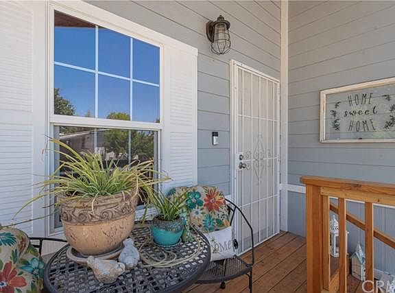 3rd image of 111 Loma Ln #111